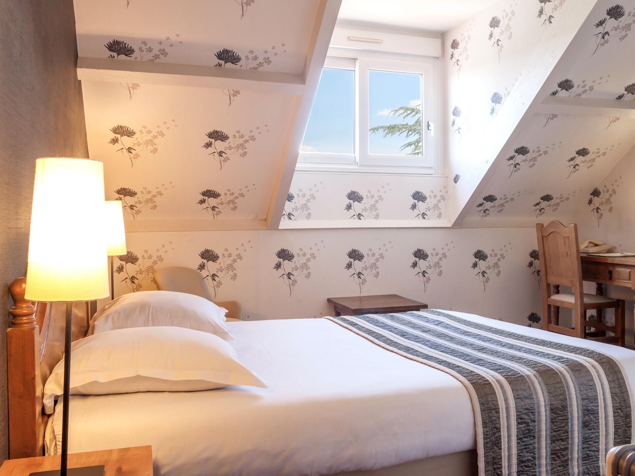 LOGIS Hotel l'Escargotière Dijon Sud - Chenôve Esterno foto