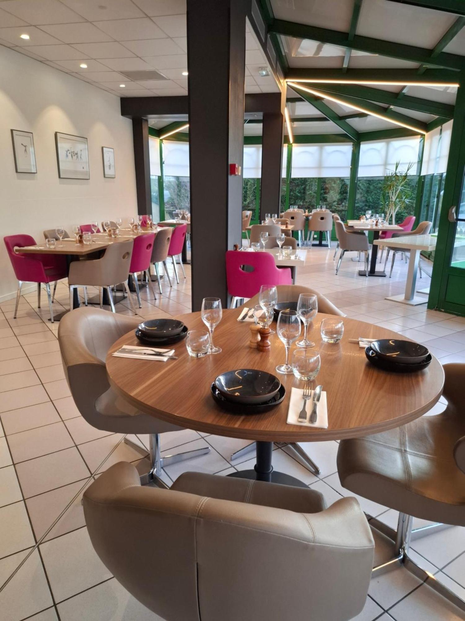 LOGIS Hotel l'Escargotière Dijon Sud - Chenôve Esterno foto